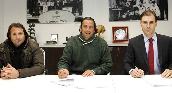 Пицци сегодня подписал контракт, valenciacf.com