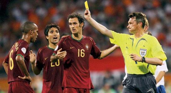 Иванов в нашумевшем поединке Нидерланды - Португалия, Getty Images