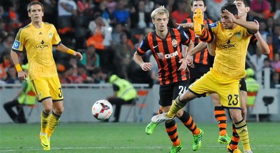 Гречишкин против Металлиста, фото М. Масловского, Football.ua