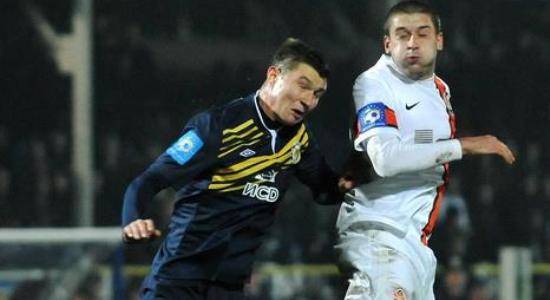 Барановский против Ракицкого,  © Михаил Масловский, Football.ua