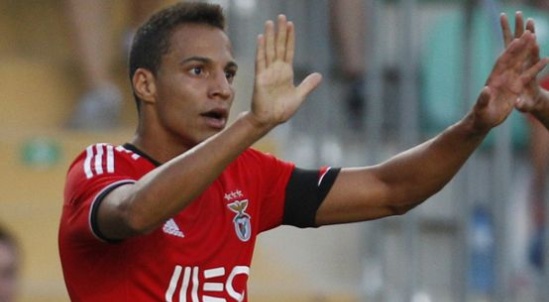 Родриго Морено, Abola