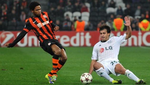 Луис Адриано (слева), фото МИХАИЛА МАСЛОВСКОГО, Football.ua