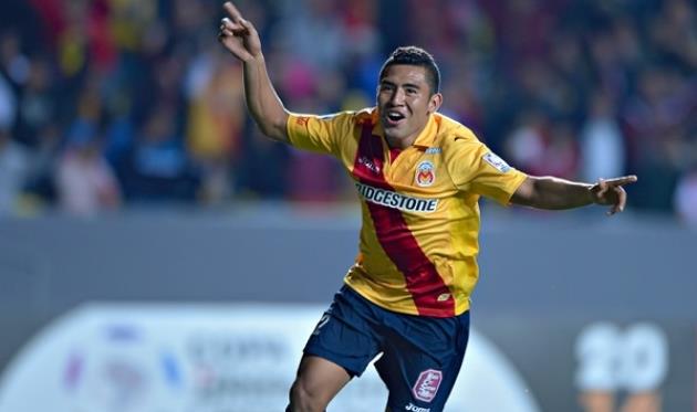 Армандо Саморано празднует гол в ворота Санта-Фе, фото Mexsport