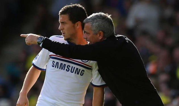 Жозе Моуриньо и Эден Азар, Фото Football365.com 