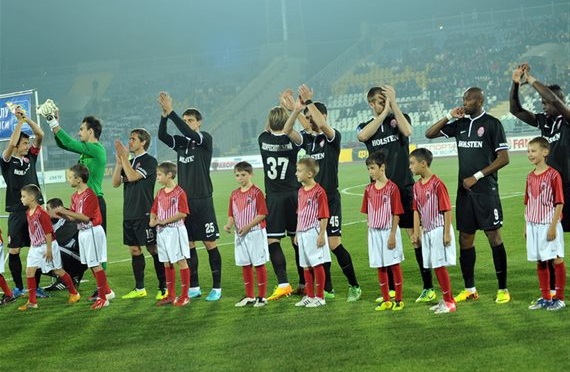 Заря разбила Алашкерт, Football.ua