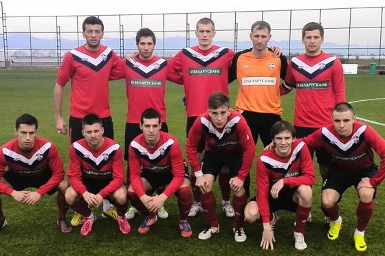Д.Коркишко (справа в нижнем ряду), фото fcminsk.by