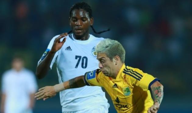 Иканде в матче с Металлистом, Football.ua