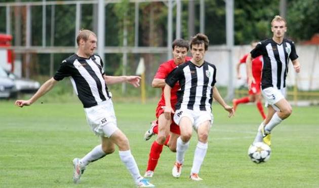 Александр Жданов (слева), фото ФК Полтава