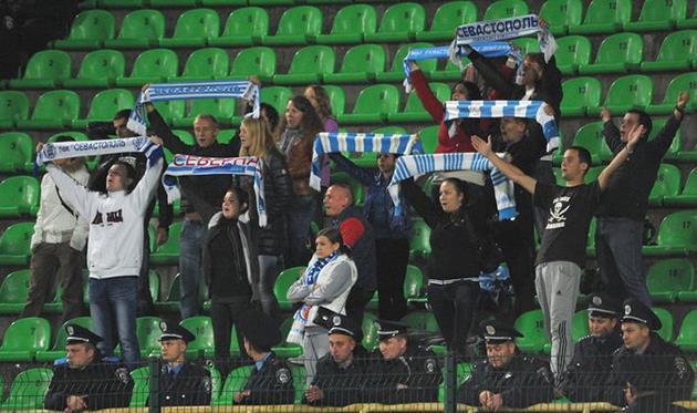 Фаны Севастополя, фото Маркияна Лысейко, Football.ua