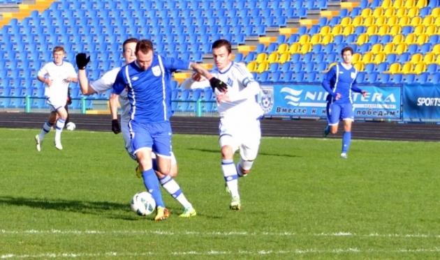 А.Каблаш (с мячом), mfc.mk.ua