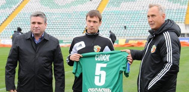 Сергей Силюк (в центре), фото vorskla.com.ua