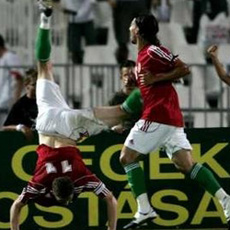 Золтан Гера принес венграм победу, Reuters