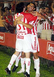 Поздравление Акосте, фото terra.com.br