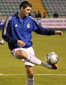 Тарас уже тренируется, www.fcdynamo.kiev.ua