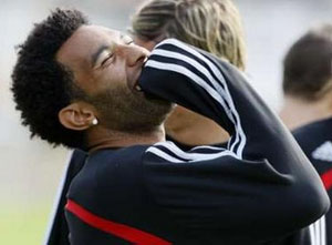 Скандалист Джермейн, Reuters