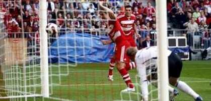 Мирослав Клозе сравнивает счет в поединке с 