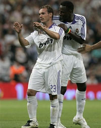 Снайдер снова забил, AP 