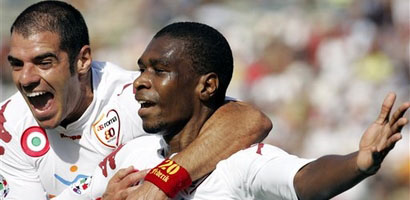 Перротта поздравляет Жуана, фото AP