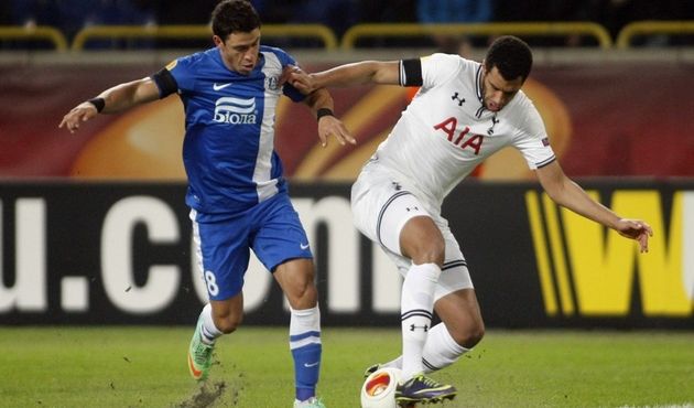 Жулиано и Капуэ, uefa.com