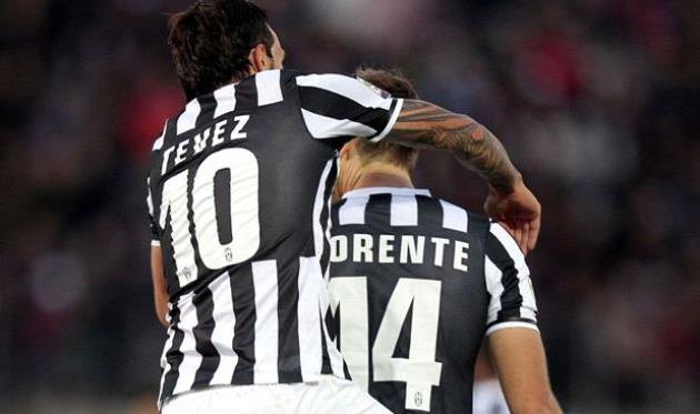 Карлос Тевес и Фернандо Льоренте, фото Getty Images