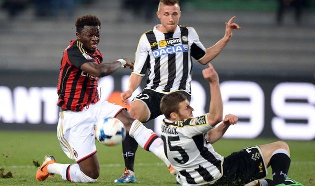 Эрто блокирует удар Мунтари, фото corrieredellosport.it