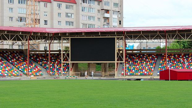 Нива все еще не сыграла ни одного матча и не подписала ни одного новичка, фото fcnyva.te.ua