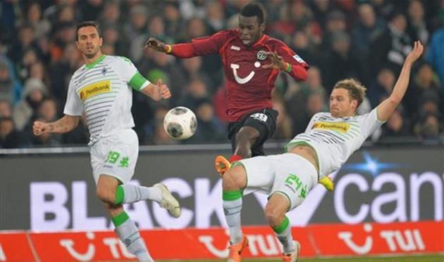 Мамэ Бирам Диуф (в центре), Getty images