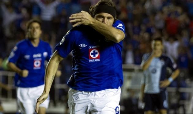 Мариано Павоне, автор хет-трика, фото Imago 7