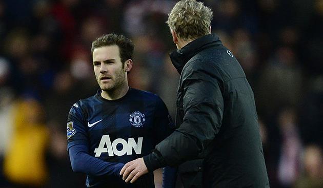 Мата получает поддержку от Мойеса, Getty Images