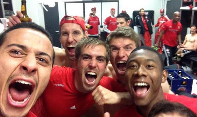 Баварцы празднуют чемпионство