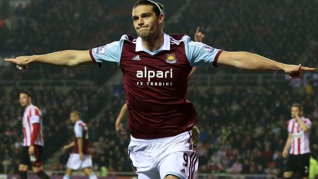 Энди Кэрролл открывает счет в матче, bbc.co.uk