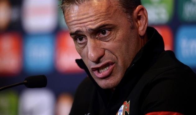 Паулу Бенту, AFP