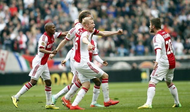 Аякс готов праздновать чемпионство, ANP