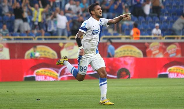 Матеус оформил покер, фото Станислава Ведмидя, Football.ua