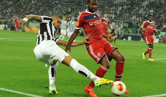 Артуро Видаль (слева), фото Getty Images