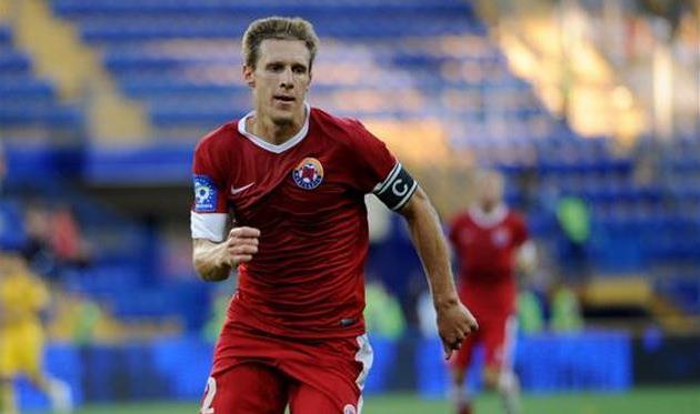 Автор автогола Николай Ищенко, фото Д.Неймырка, Football.ua