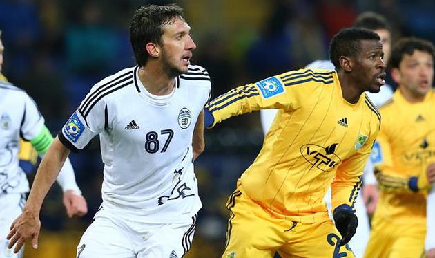 Вячеслав Шарпар (слева), фото Романа Шевчука, Football.ua