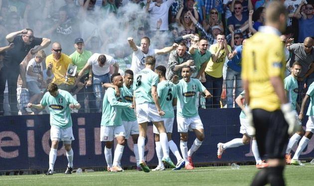 Долгожданный праздник в Дордехте, fcupdate.nl