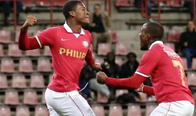 Жоржиньо Вейналдум, fcupdate.nl