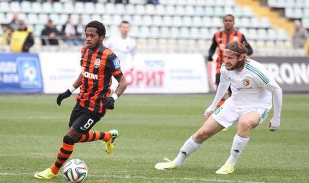 Дедечко против Фреда, фото О. Дубины, Football.ua