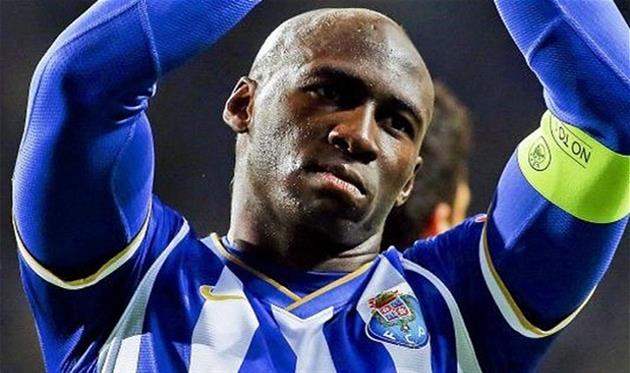 Эльяким Мангала, EPA