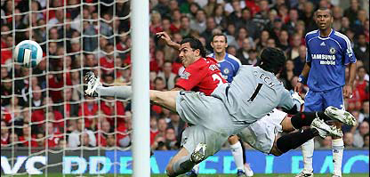 Гол Тевеса, фото bbc.co.uk