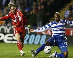 Фернандо Торрес забивает первый свой мяч, АР