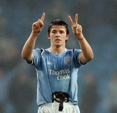 Джои Бартон