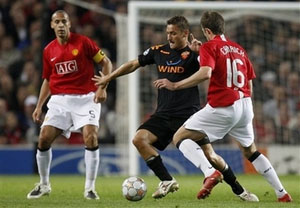 Каррик против Тотти, АР