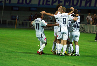 Хозяева празднуют, arsenal-kiev.com.ua