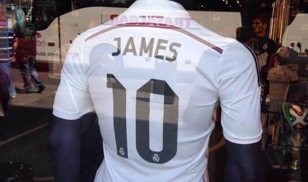 В Мадриде уже продаются футболки с именем Дж. Родригеса