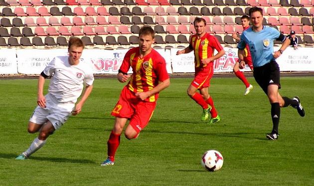 В весеннем матче Зирка завоевала волевую победу в Алчевске, фото fcstal.lg.ua