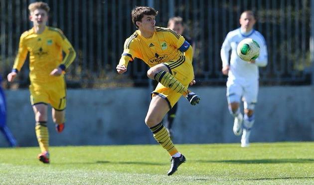 Молодая надежда Металлиста Андриевский в поисках практики отправился в Комсомольск, фото metalist.ua