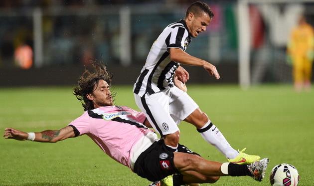 Джовинко в матче против Чезены, фото getty images